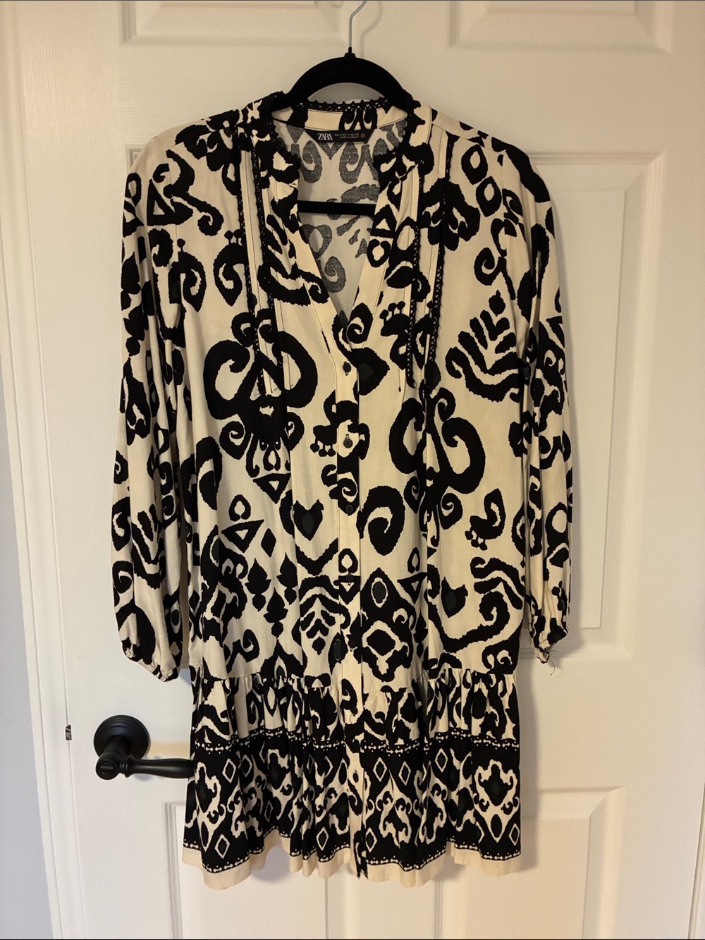 Zara Black and Cream Printed Long-Sleeve Tunic Dress